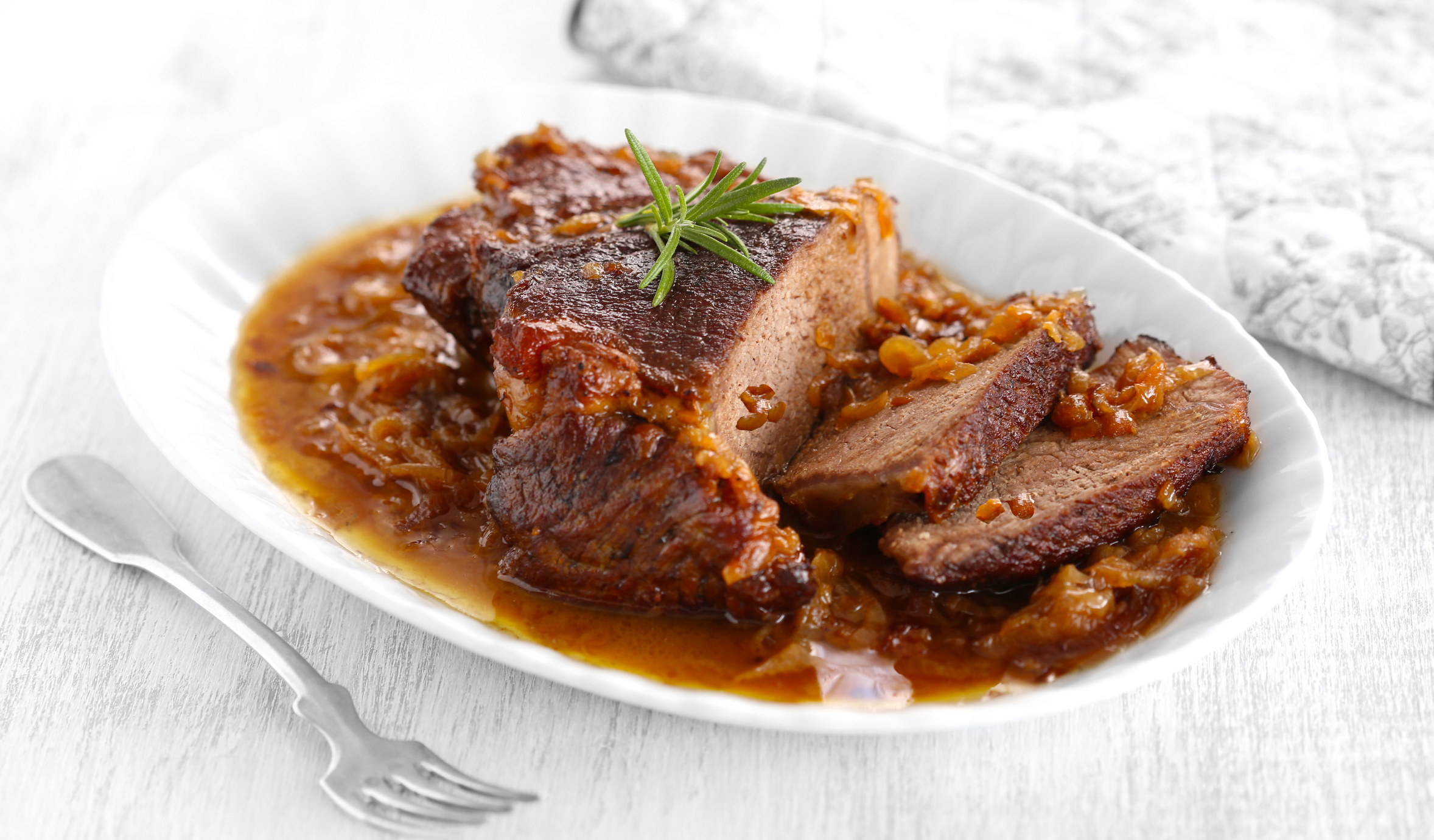 Klassischer Zwiebelrostbraten